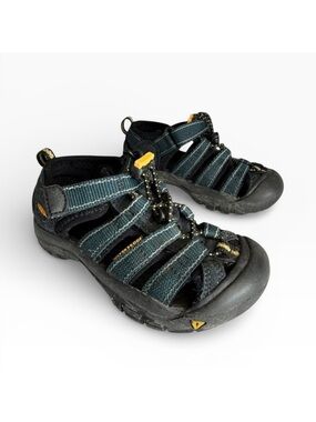 KEEN Newport H2 Kids Waterproof Sport Sandals
Blue/Black Yellow Youth 10